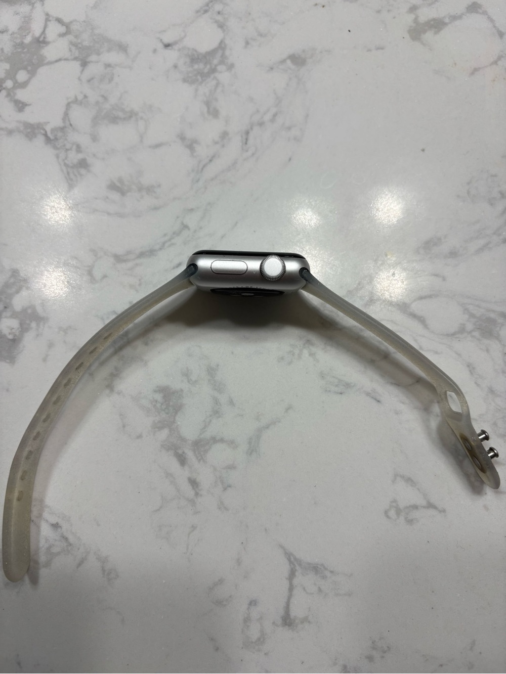Apple Watch - Picture 3 of 3